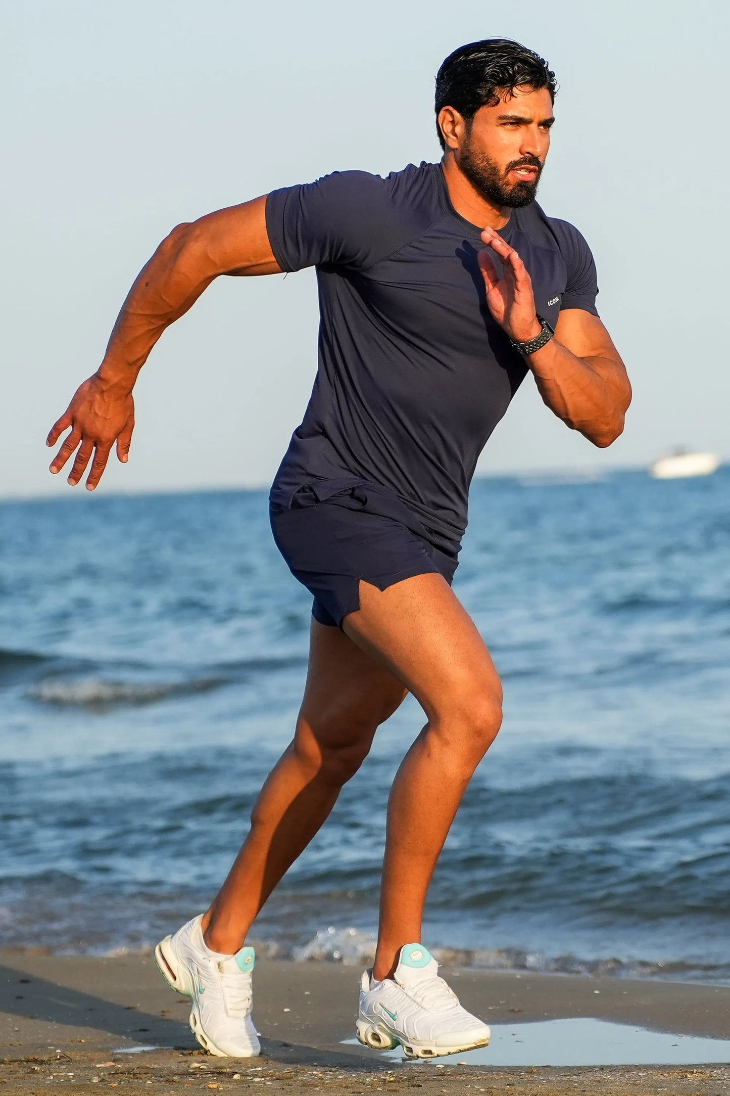 THE ICON ACTIVE SHORTS